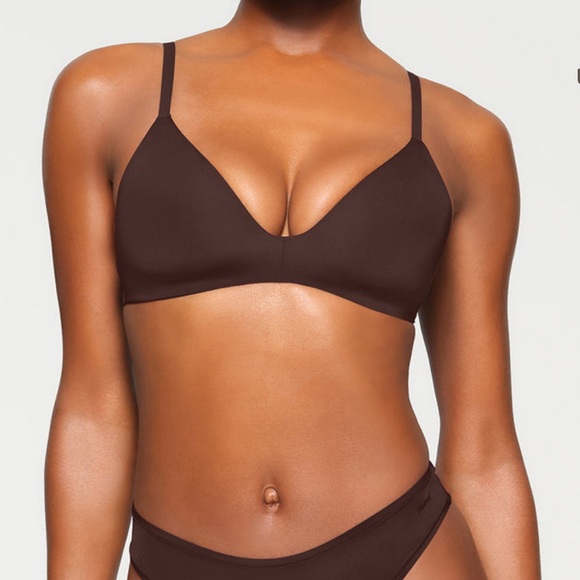 SKIMS Other - WIRELESS FORM T-SHIRT DEMI BRA | ESPRESSO 42DD